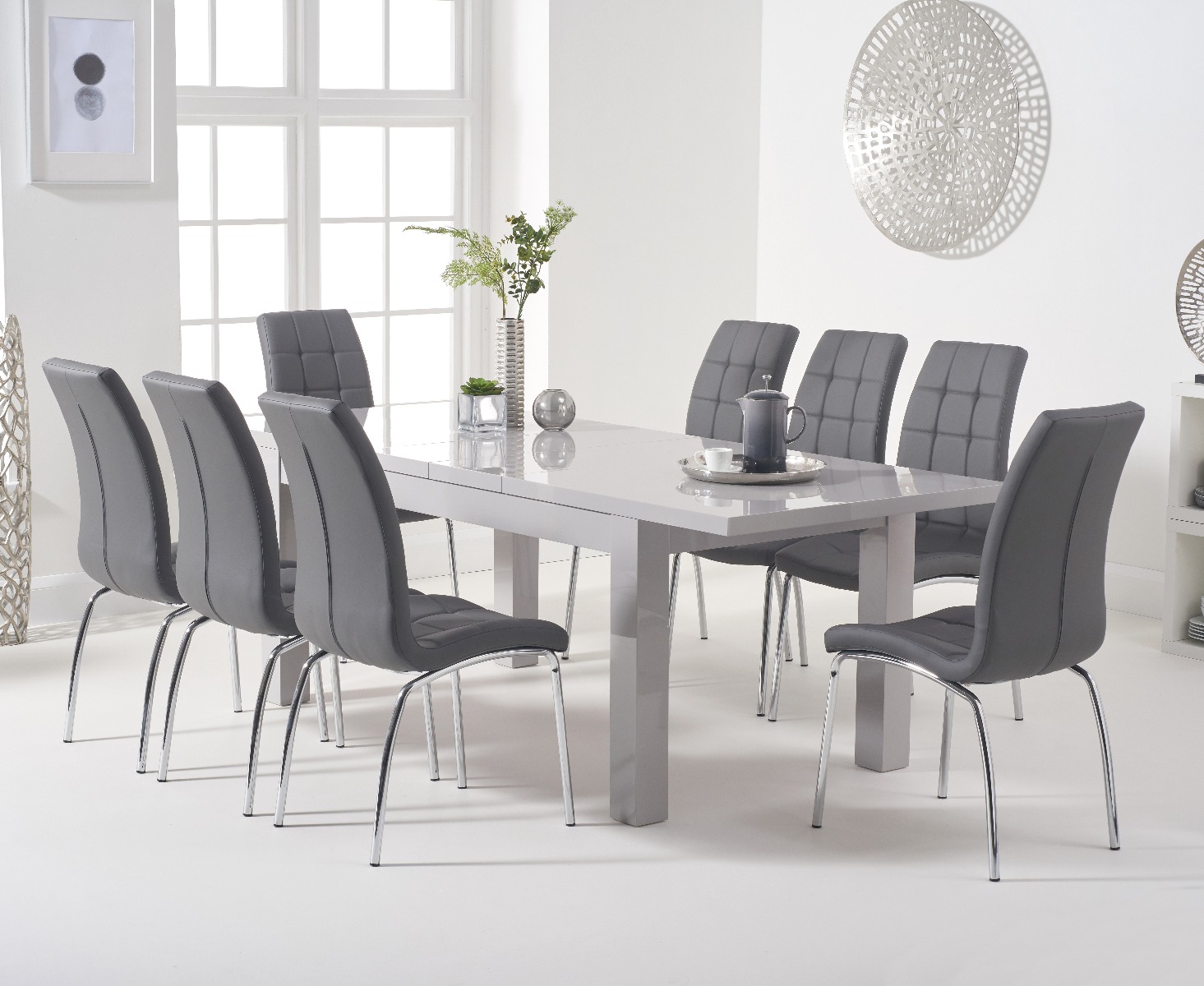 Product photograph of Seattle Light Grey Gloss 160-220cm Extending Dining Table With 6 Black Enzo Chairs from Oak Furniture Superstore