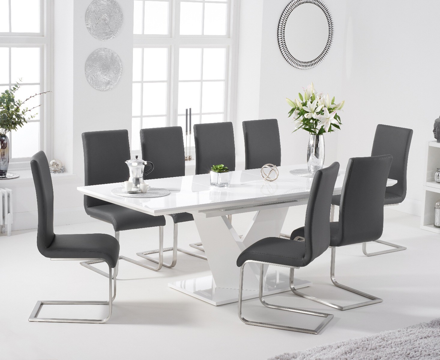 Photo 1 of Extending vittorio 160cm white high gloss dining table with 10 grey austin chairs