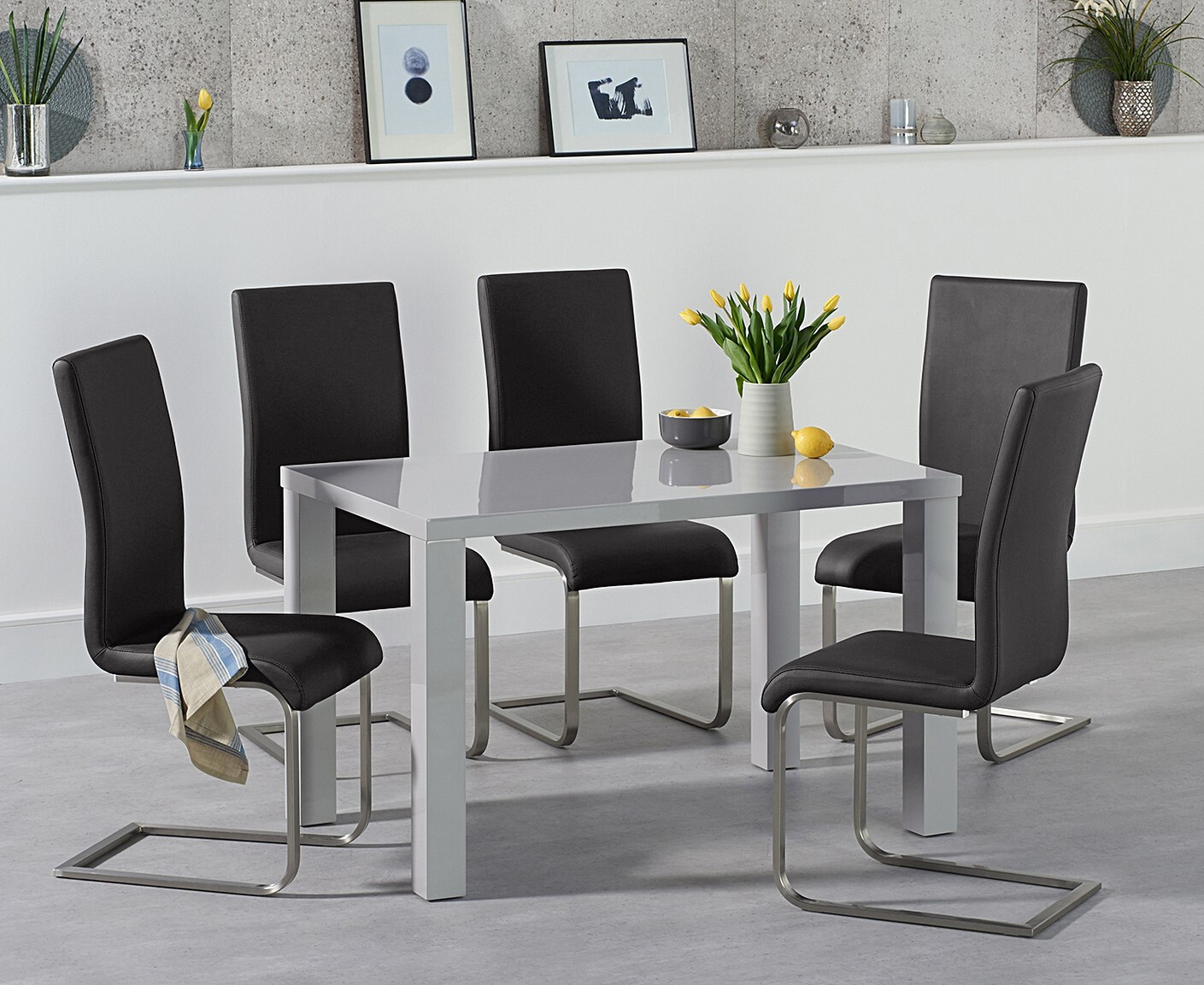 Photo 2 of Seattle 120cm light grey high gloss dining table with 6 grey austin chairs