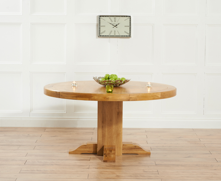 Photo 3 of Helmsley 150cm round oak dining table with 8 natural beatrix chairs